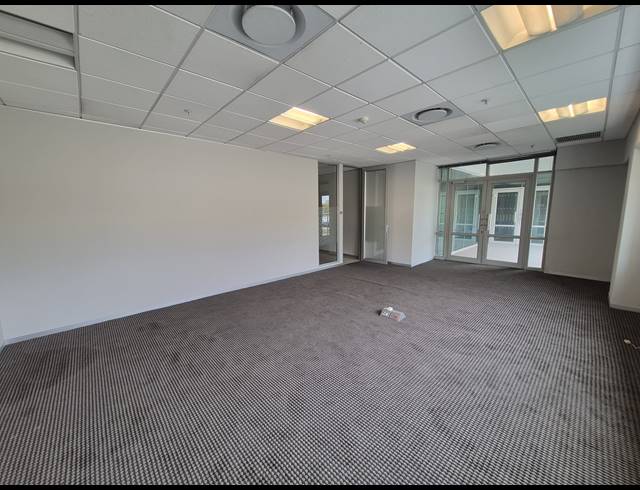 429M² OFFICE TO LET IN SANDTON CENTRAL